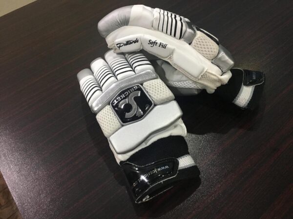 JC Black Gloves